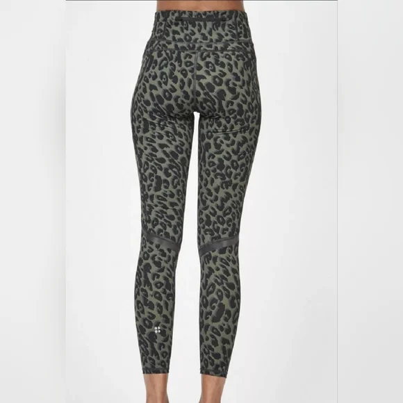 Sweaty Betty Zero Gravity Full Length Running Legging Black Olive Size Medium - Picture 2 of 16